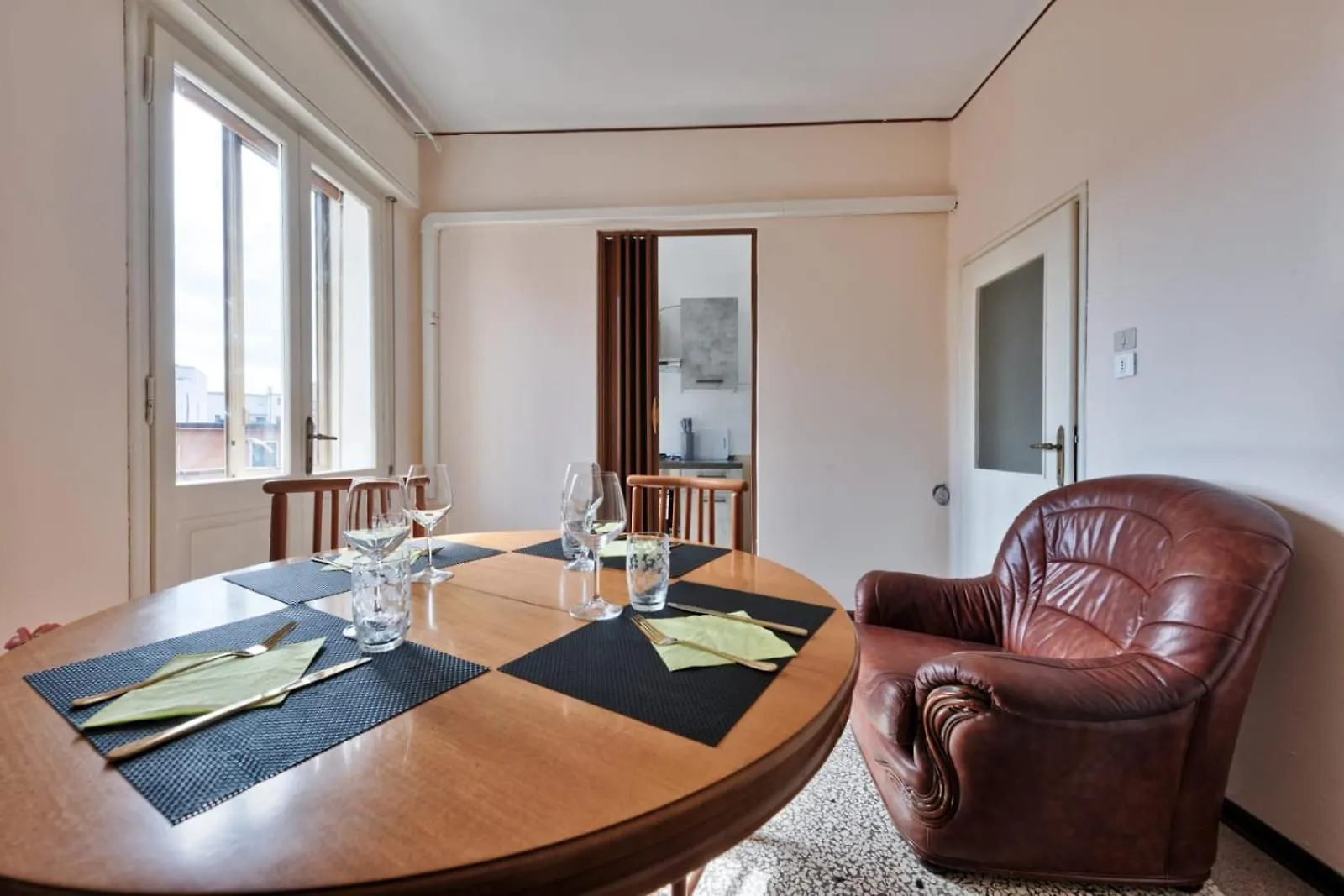 2 Bedroom Apartment Mestre Train Station Venice 0*,  Italy